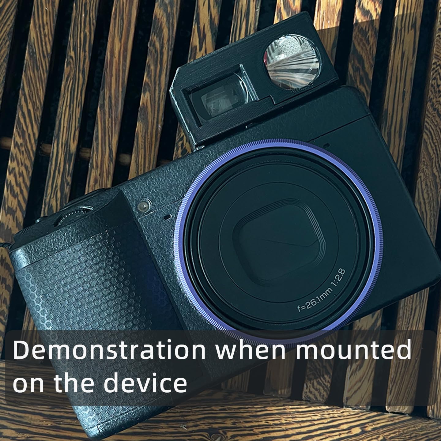 35mm Waist-Level and Eye-Level Integrated Viewfinder detail 3